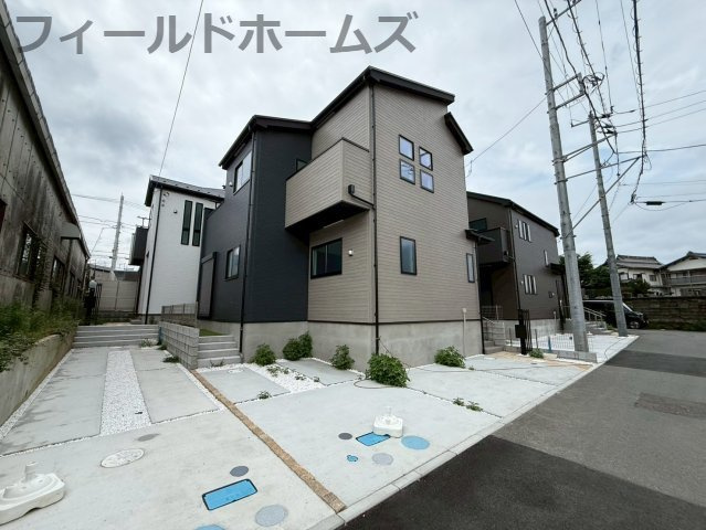 平塚市東八幡4丁目新築戸建て　6期3号棟の駐車場