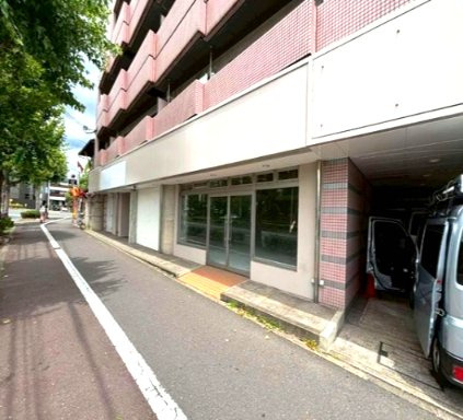 リアライズ金閣寺の外観