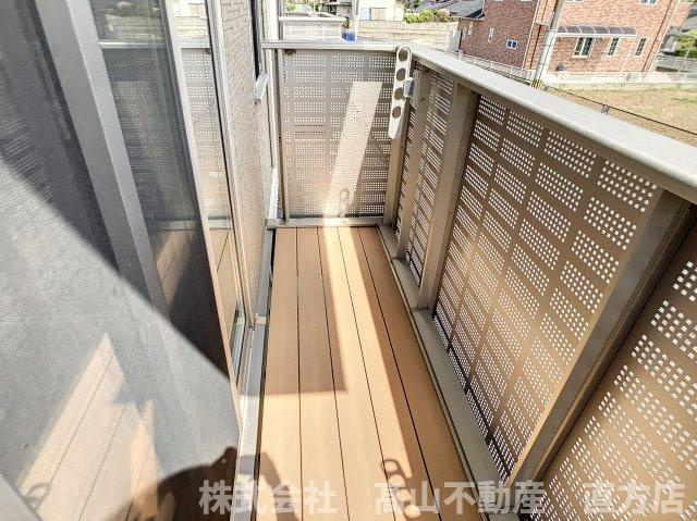 北九州市八幡西区楠橋東１丁目のアパートのバルコニー