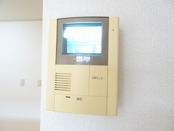 ロイヤルシティのセキュリティ|モニター付きインターホンです