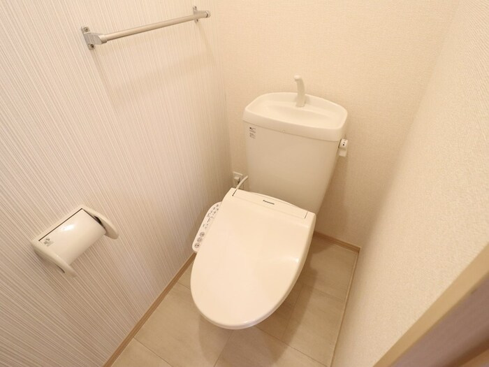 ROYAL GARDEN CASAHARAのトイレ|コンパクトで使いやすいトイレです