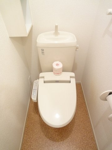 ヴェルーデのトイレ|コンパクトで使いやすいトイレです