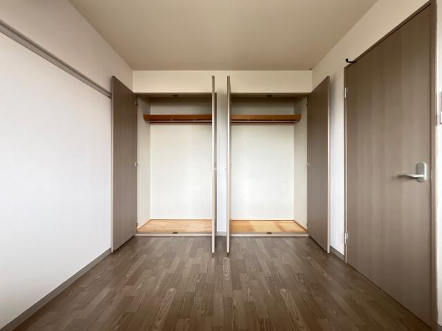 エスポア２３２の収納|クローゼット