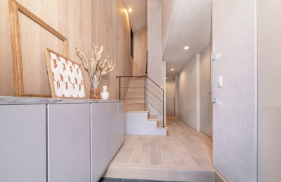 【玄関】 | 豊島区目白4丁目　新築戸建　B号棟 22500万円
