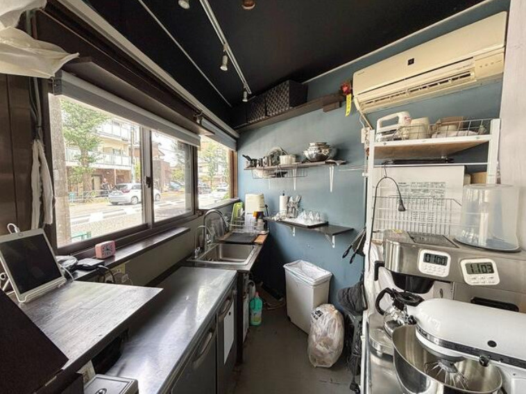 狛江市東和泉２丁目の店舗一部の内装