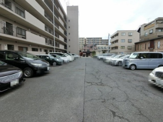 Ｔ’ｓ　ｇａｒｄｅｎ西船橋の駐車場