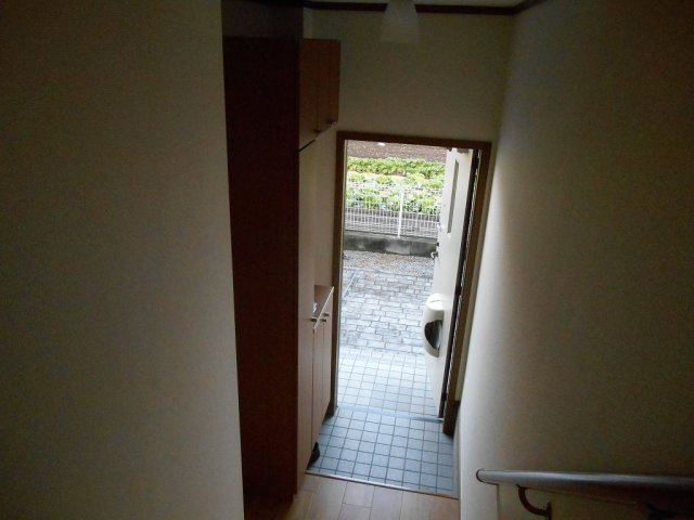 エヴァ－グリ－ンの玄関