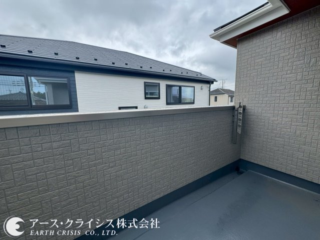 【バルコニー】 | 野田市第1桜台　全2棟 | 日当りの良いバルコニーなので洗濯物が良く乾きます。お子様の通学や帰宅も確認できるので安心ですね♪