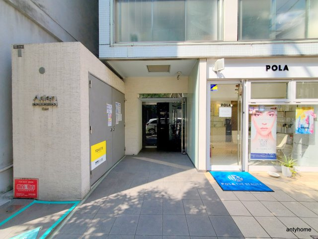 アーデン京町堀イースト　仲介手数料無料のエントランス