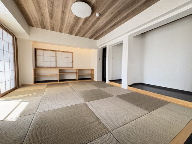 富士前ビルの和室