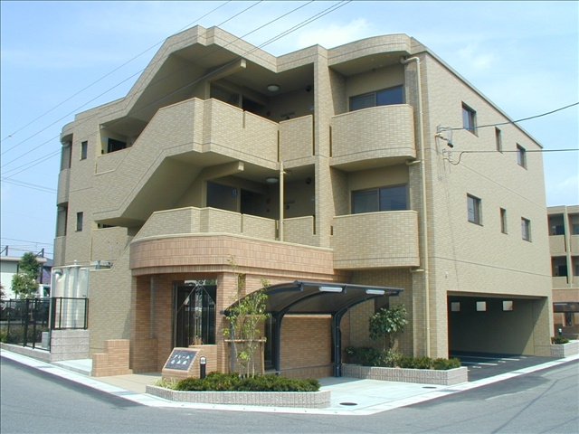 クレールの外観|オシャレなマンションタイプ