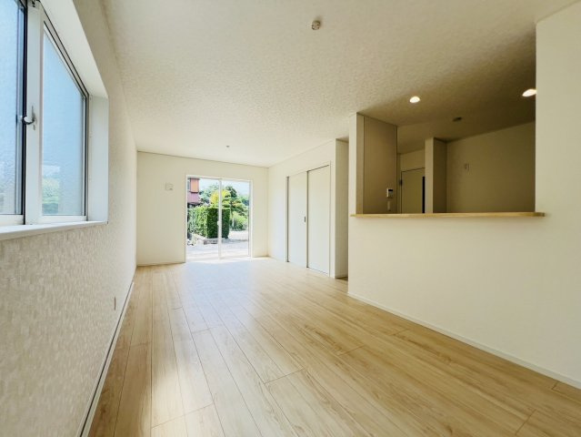 東浦町生路門田31番8の一部『仲介手数料無料』新築一戸建て・建売の居間・リビング
