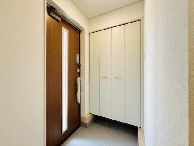 東浦町生路門田31番8の一部『仲介手数料無料』新築一戸建て・建売の玄関