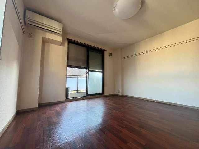 アーバンクレールの寝室|※別号室参考写真です