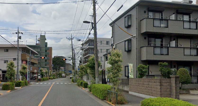 アーバンクレールの周辺