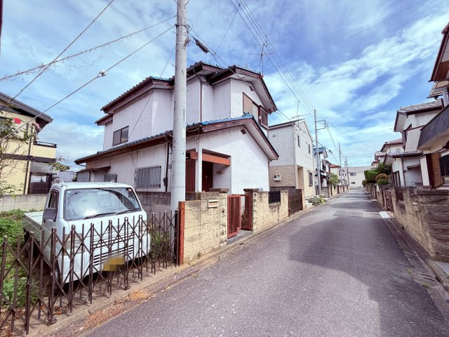 【前面道路含む現地写真】 | 深谷市武蔵野　中古戸建