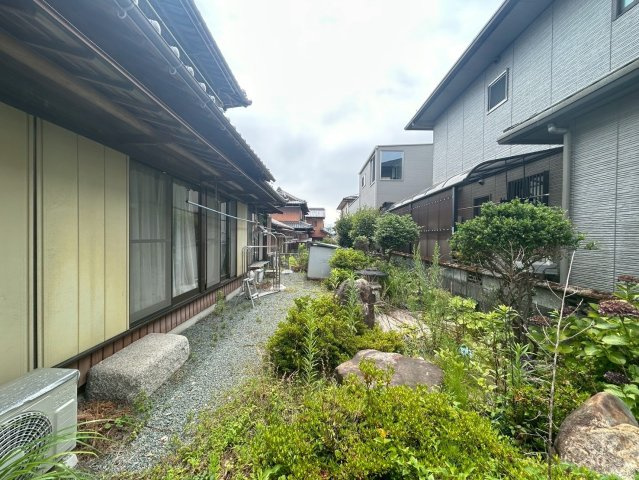 【庭】の画像