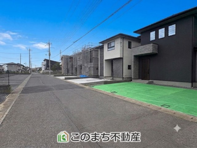 【前面道路含む現地写真】 | ワイウッドコート佐野市堀米町　第6期　 | 前面道路6ｍ☆お車の出し入れもスムーズです☆