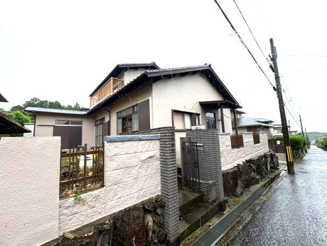 河内長野市南青葉台の一戸建ての外観