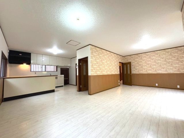 河内長野市南青葉台の一戸建ての居間・リビング