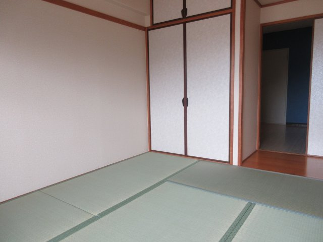 サンライフ大津和の和室