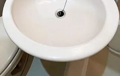 フラッツ・レルエの洗面所