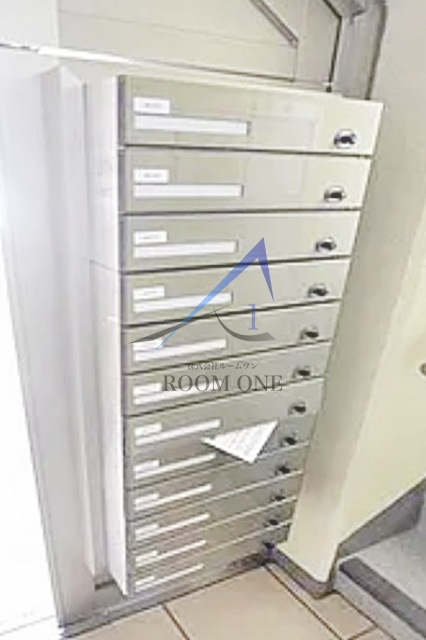 グランハイム雑色のその他共用部分|集合ポストです。