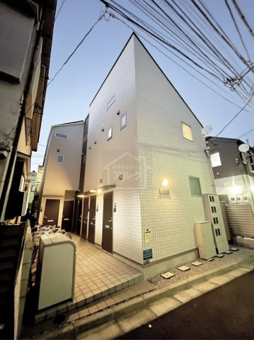 北区岸町１丁目のアパート