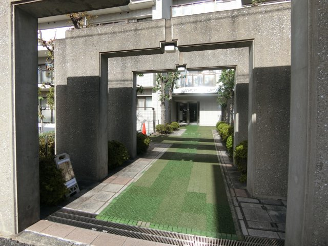 コンフォール元住吉のエントランス