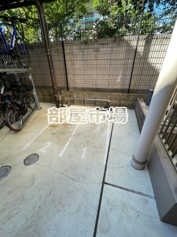 スプレスター上野根岸のその他共用部分|バイク置き場