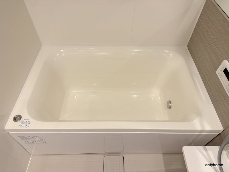 シーズンフラッツ新大阪SOUTH　仲介手数料無料の浴室