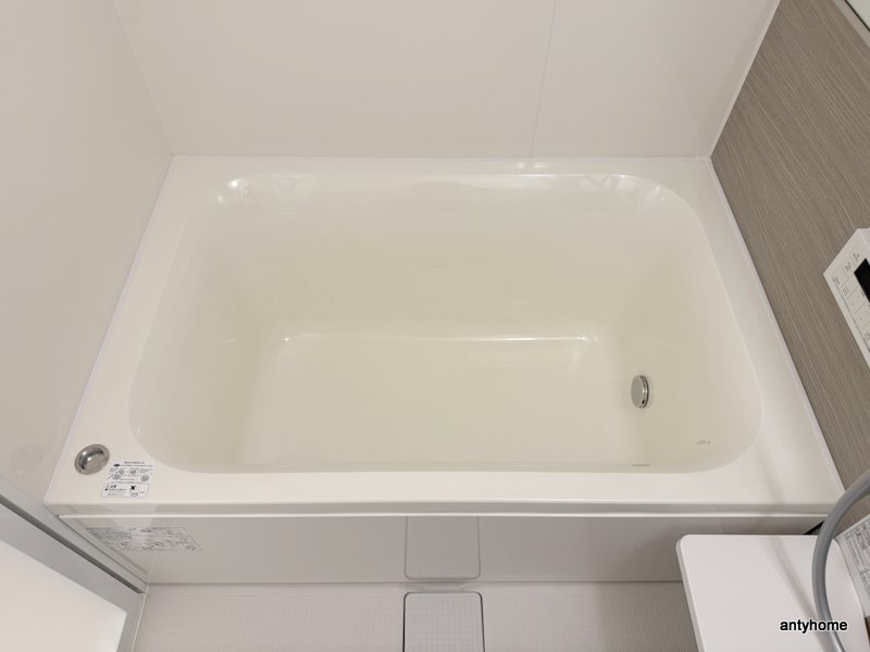 シーズンフラッツ新大阪SOUTH　仲介手数料無料の浴室