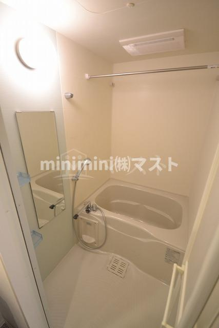 レジュールアッシュ南堀江の浴室|他号室参考写真