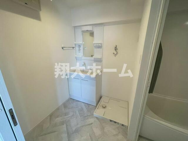 クイーンパレス浅伊の洗面所