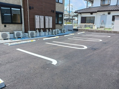 【駐車場】 | バリーフィールド　Ｂ