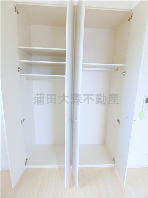 ウィスティリア大森山王の収納|収納　1メートル程の使いやすいクローゼット