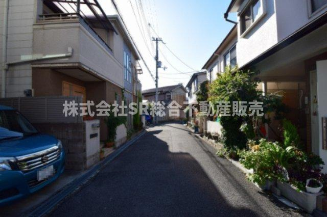 吉田3丁目中古戸建の前面道路含む現地写真|前面道路含む現地写真です