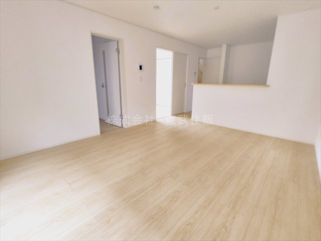 【居間・リビング】の画像