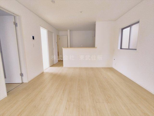 【居間・リビング】の画像
