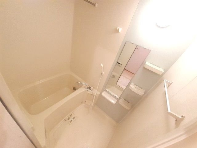アーバン・フォレストＢの浴室|きれいなお風呂です