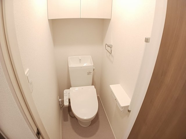 フィデール行橋Ａのトイレ|シンプルで使いやすいトイレです