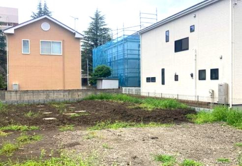 ハートフルタウン 前橋市朝日が丘町8番19　Ａ号棟の前面道路含む現地写真|西側5.9m道路です。62.81坪あり広々しています。