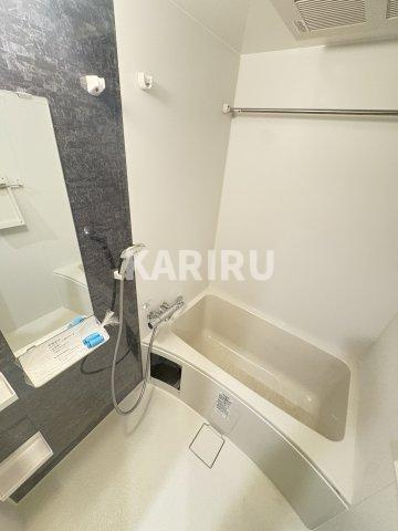 セレニテ谷町四丁目アリエの浴室