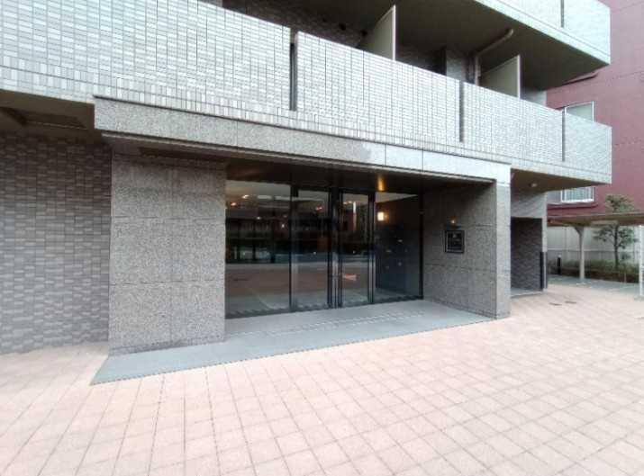 ルーブル中板橋弐番館のエントランス