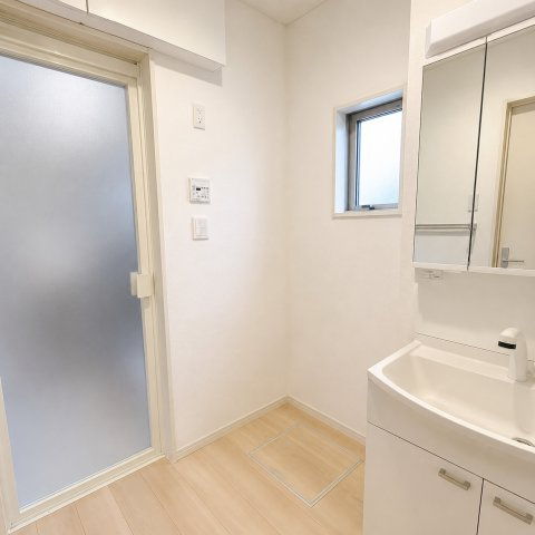 市川市大野町3丁目売戸建のランドリースペース|※一部写真は、居住中につきCGによる残置物補正加工を施しています。