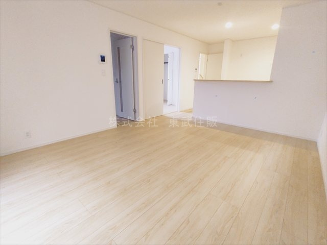 【居間・リビング】の画像