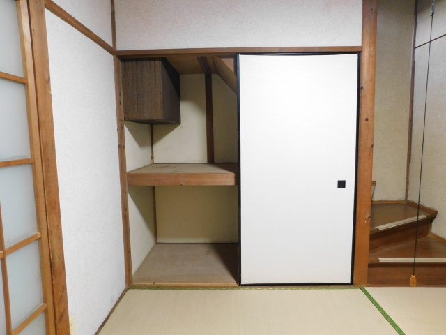 【収納】 | カサブランカ | 押入　1F