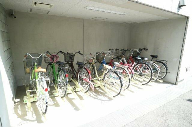 プラウドフラット新宿河田町のその他共用部分|駐輪場 