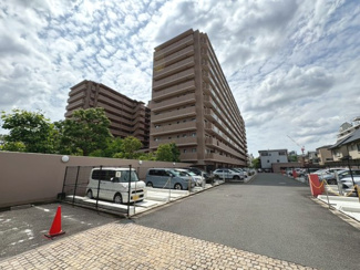 【駐車場】 | ライオンズマンション四条大宮ガーデンシティ | 空き状況は要確認