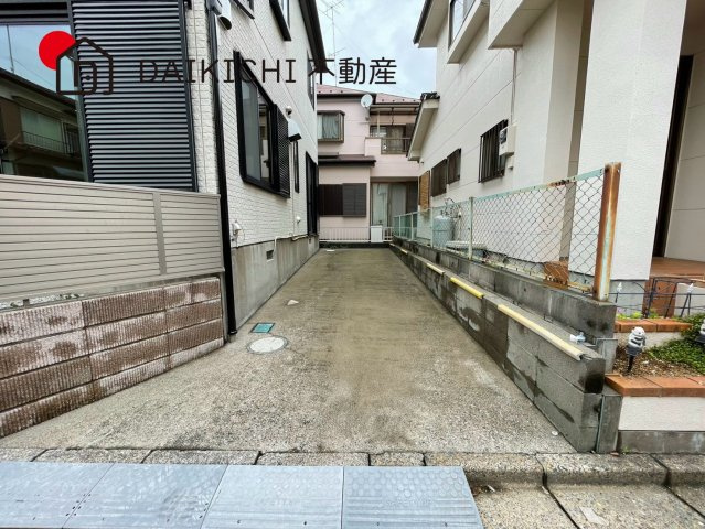 【駐車場】 | 鴻巣市生出塚1丁目　中古戸建